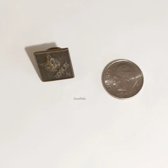 Vintage BSA BOBCAT Uniform Lapel Pin Collectable ~ Vtg 90s Boy Scouts - Picture 6 of 7